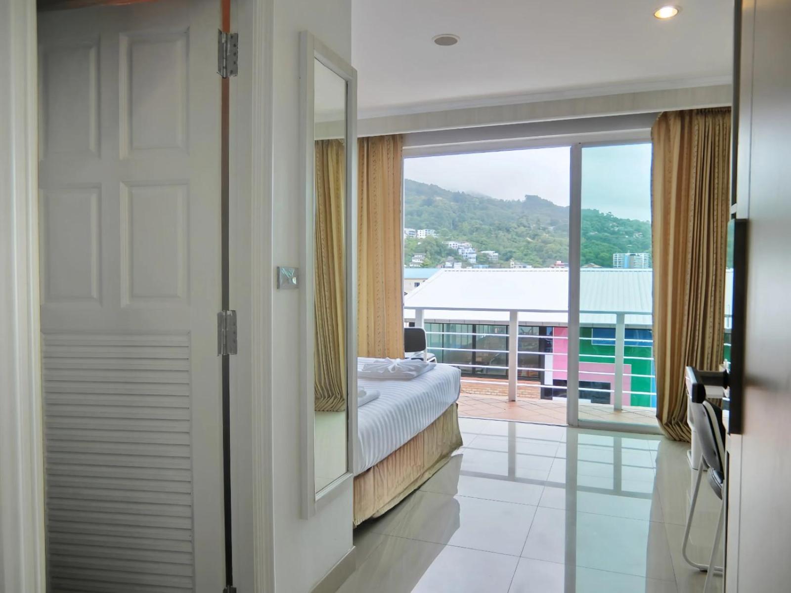 Sira Boutique Residence - Newly Renovated Patong Exterior photo