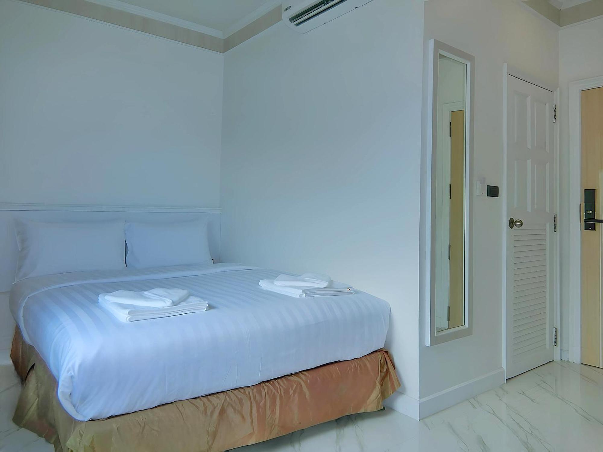 Sira Boutique Residence - Newly Renovated Patong Exterior photo