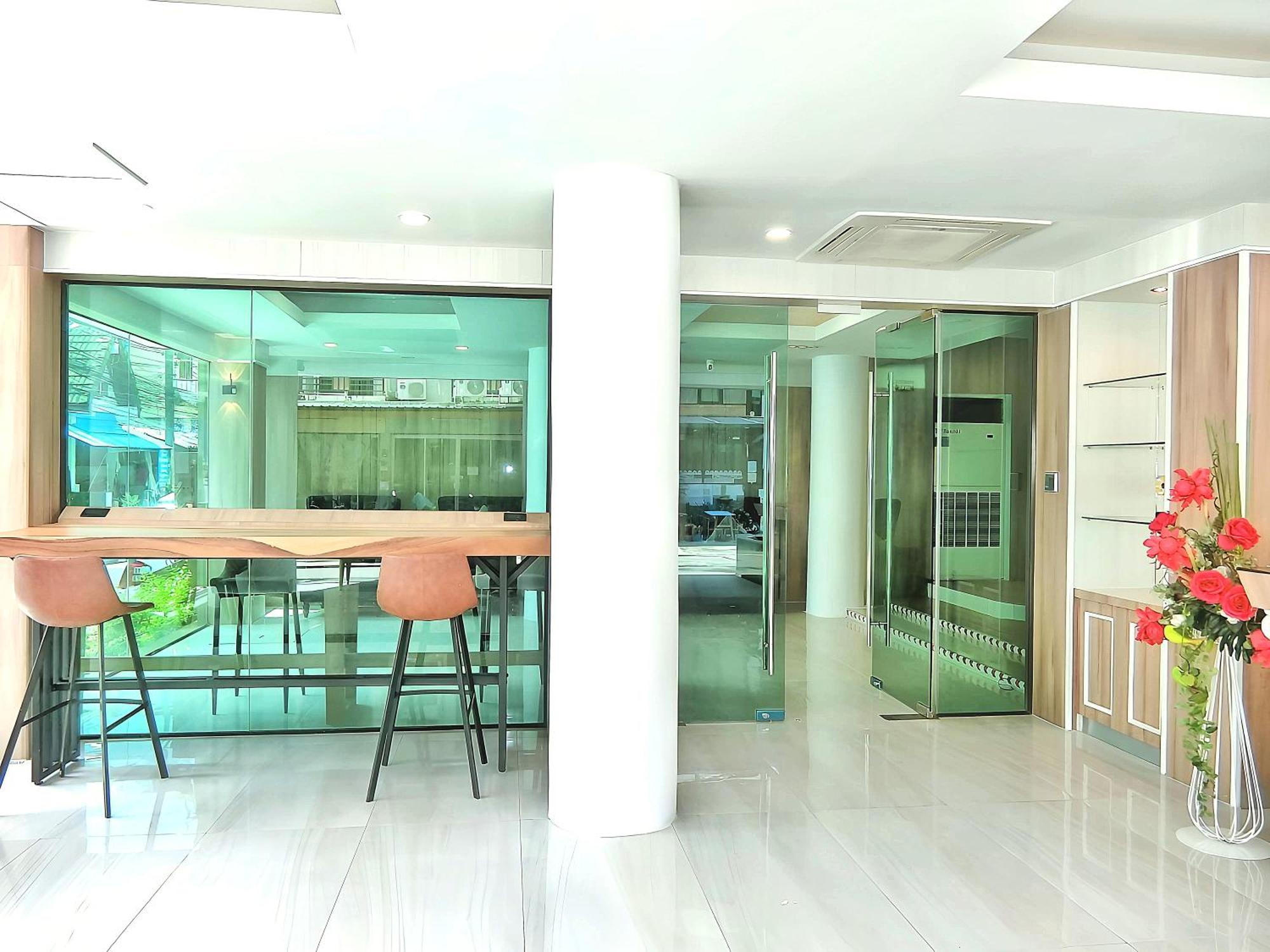 Sira Boutique Residence - Newly Renovated Patong Exterior photo